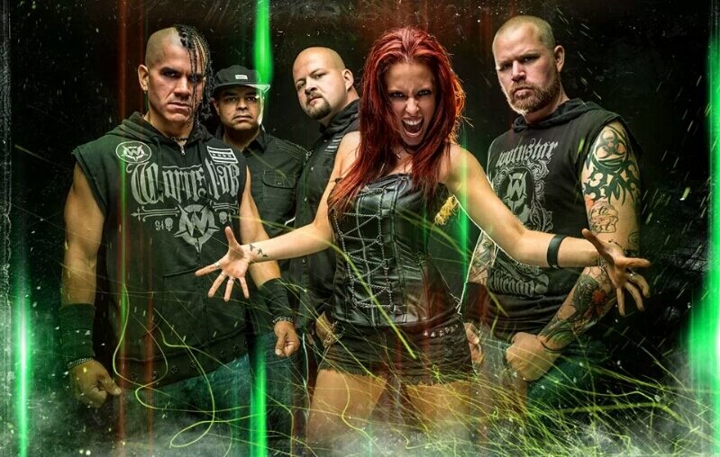 Open your mind to MIND DROP! Comprised of Shauna Lisse (Vocals), Adam Deases (Guitar), Jason Beck (Guitar), Chris Ruzic (Bass), Robert Bull (Drums)