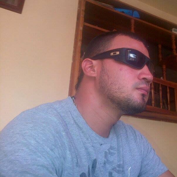 ♬ 100% Reggaeton    ñejo,Dalmata,luiG 21 WY,ñengo Flow, Yory, daddy Yankee, Jowell y Randy, de la Guetto