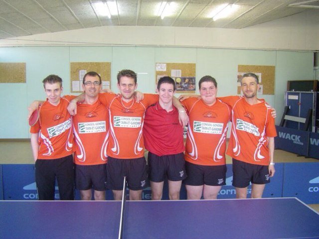 Je me présente, je cherche a d'abord a soutenir le club de st paul de ping pong ils le merite ils en veulent c'est jeunes et cherche deux nouvelles recru.