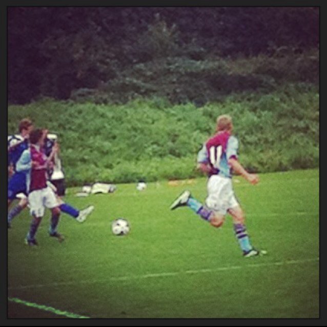 Full time Footballer at @AVFCOfficial
Follow my instagram: jake_nelson8
