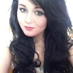 carlylezzz's profile picture. Wannabe Lord Sugar, turning out like Frank Gallagher.