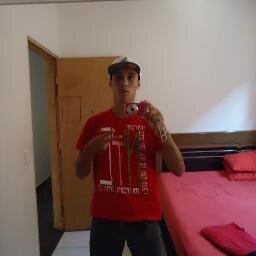Diz oque é preciso para te ter aqui comigo e fazer o nosso amor reviver pra não te perder... (8)