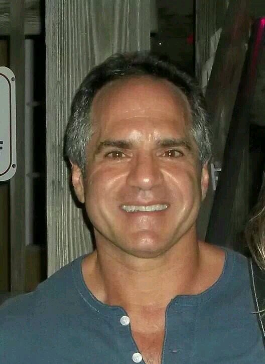 Father, Loyal Friend. Level 2 Crossfit Trainer, Crossfit Gymnastics Trainer, Masters Trainer, Athlete & Personal Trainer.