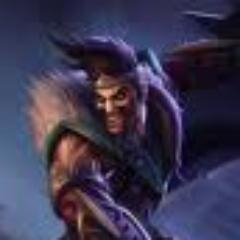 Aqui você encontra as melhores twittadas com o personagem melhor do LOL Draven