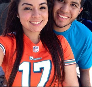 MrBorrowYrGirl's profile picture. 