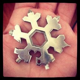 The only snowboarding multitool that you will ever need