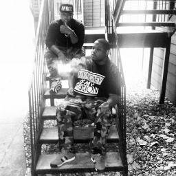 #YWF #MONEYBOI #PROMOTER #PARTYGOD
Follow On IG @hustlescott And Add On Facebook 
         HUSTLESCOTT