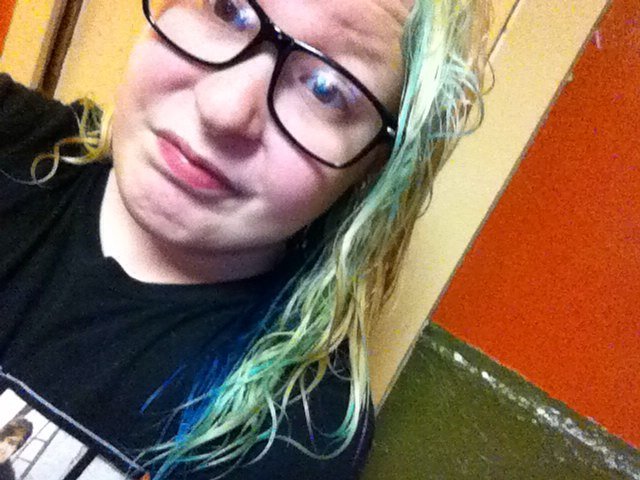 IRefuse7's profile picture. :) I_Refuse_To_Sink Love That Shit