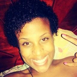 É muito comum ouvirmos as pessoas dizerem que se amam,
que mantêm sua auto estima em alta,
mas o amor próprio é muito mais profundo do que imaginamos.
s2