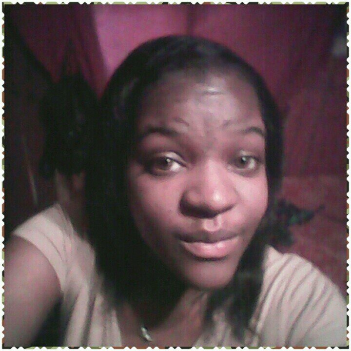 Follow me if u want  a fun chic, dnt follow me if u stuck-up.