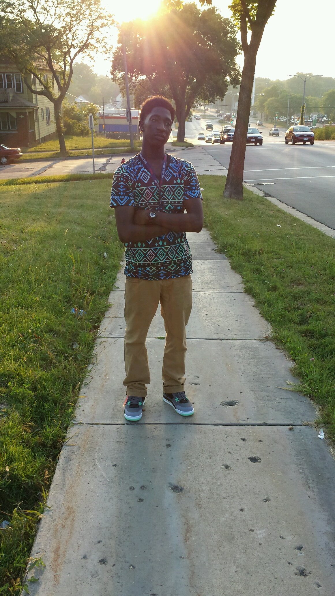 young and striving for greatness and since you on my page follow me you might learn a trick or 2 FMOI @ fly_youngboy