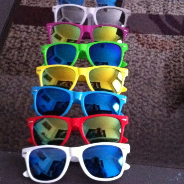 shadeglasses's profile picture. whatever loser. i can still throw a football further than you                                                   Random.     Idiot.     On.       Twitter.