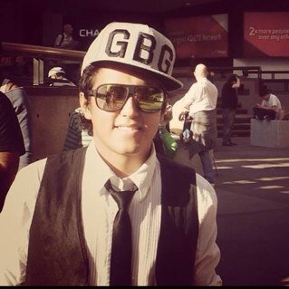 Instagram - @jasoncgomes