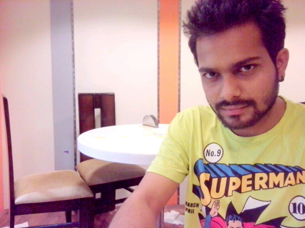 friendly,no tension,talkative,n if u want 2 know more about me just send me a friend request ok...