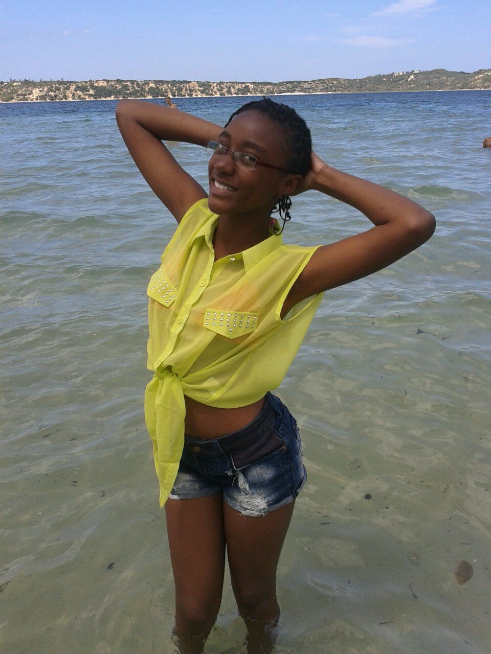 fofa,siimpatiica,estrovertida,brincalhona# Just follow and u will see# XOXO...=)