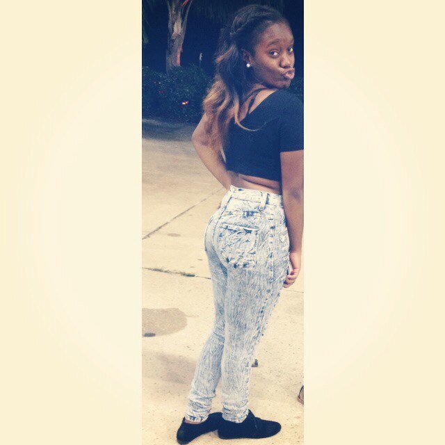 im single AS FCK & yu ainn even know it follow me on insta @_jasssss__ ok, BYE✌