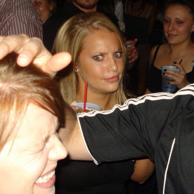 NBA star Kurt Thomas once told me I wear ”too much clothes for the club...”. #undateableandunhateable