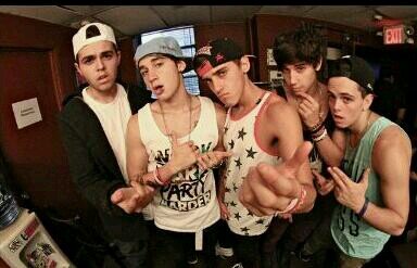 dutch janoskianators, 0/5 JANOSKIANS :( - this fandom is the best  - GINA FOLLOWS!!
