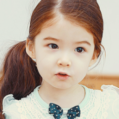 ` ↷ ✩ — Verified Roleplayer @paperstarsrp ┊lauren ┊#08liner┊hi. im kawaiier than you, ok. ✩