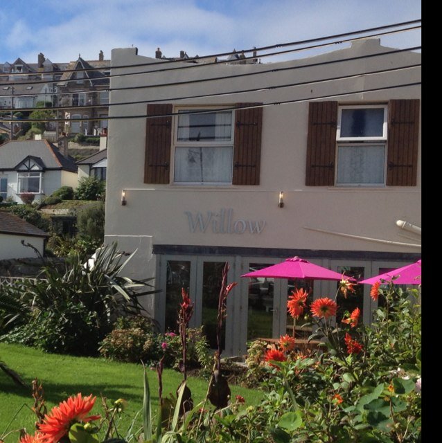 Always a Warm Welcome at Willow
01872 858008