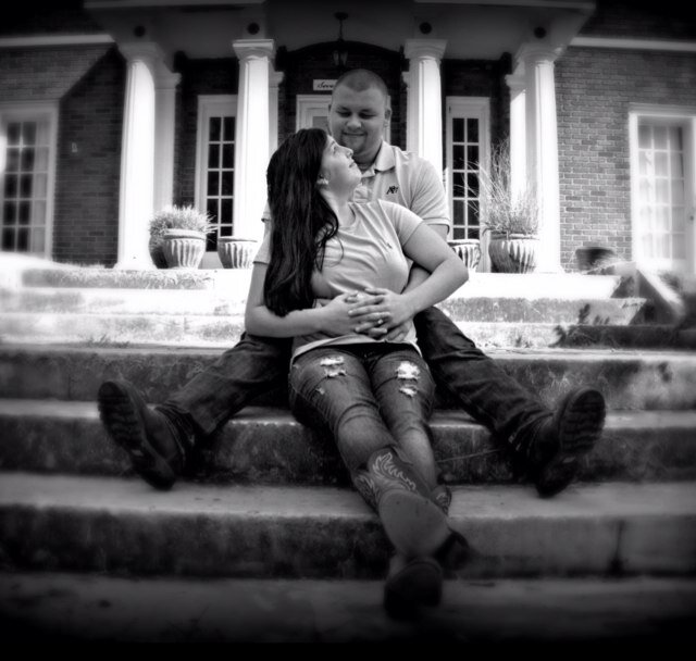 Molly Jean is the name.(: 17 is the agee. Justin Lambert is mine.❤. I'm a die hard Alabama Fan. Roll.Tide.Roll. I bleed CRIMSON.(: