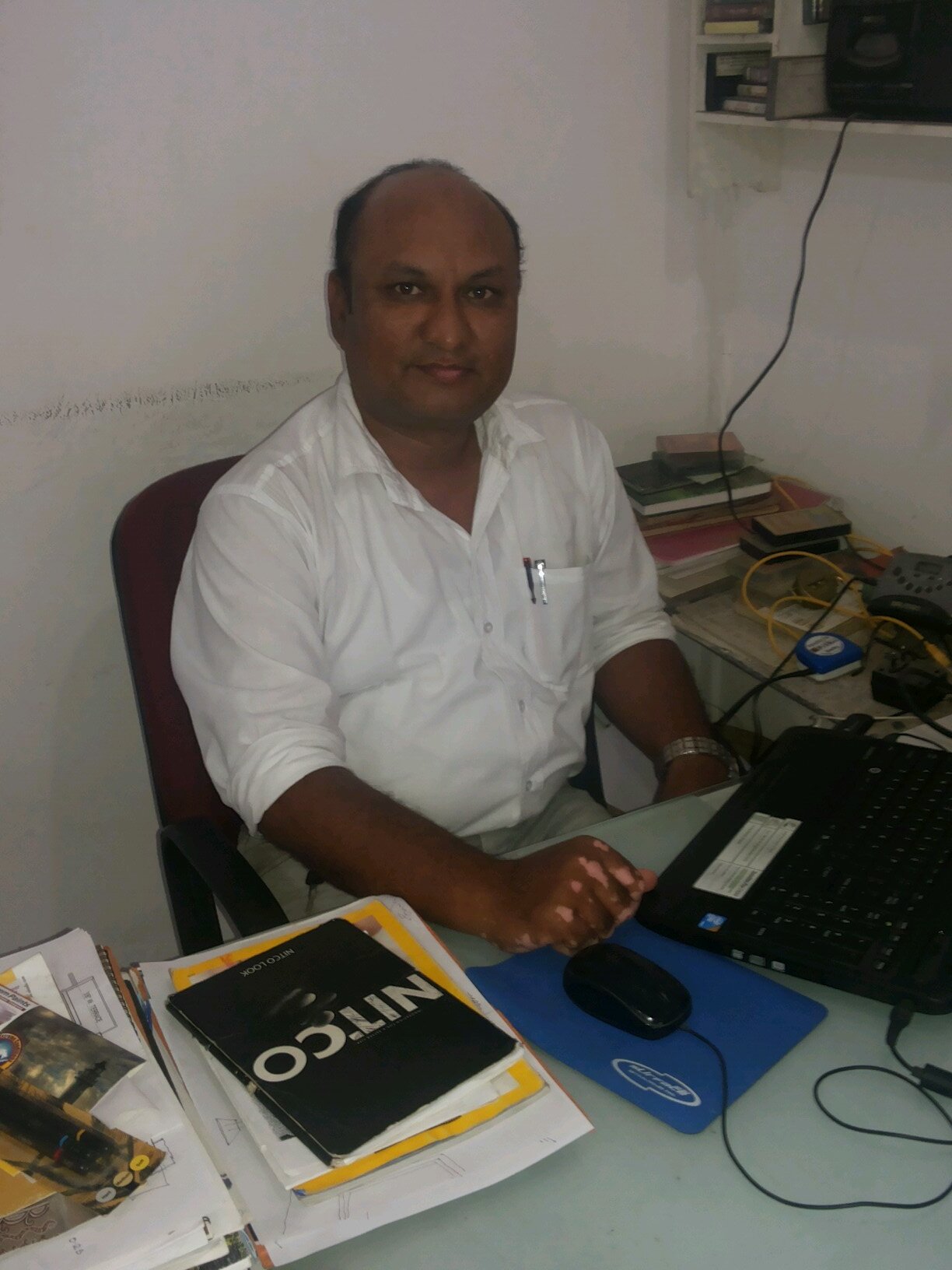 Male, dob 4/9/71, Indian, sunni muslim, married, into sports, marketing & hospitality. Working with Secab Secondary School Bijapur Government Of Karnataka Aided