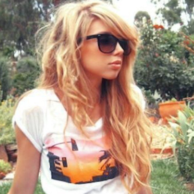 diamond supply co. Follow me ; i follow back @trend_settta (3 t's cause 2 just wasn't enough) Dope female ,  Brand brand brand