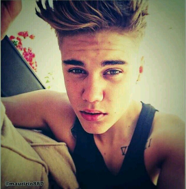 ♥♥♥i'm a belieber♥♥♥                     i love you Justin Bieber            follow me i follow back ♡♥♡