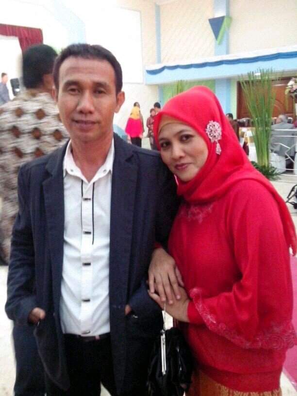 tearbusing1's profile picture. 