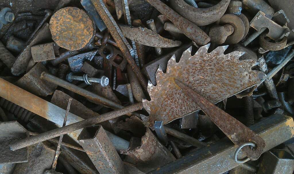 BluLightStudio's profile picture. Artist making mostly whimsical  insects, birds, spiders, people, out of fabricated iron.