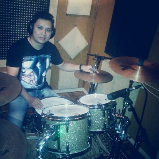 Waniw3iki's profile picture. Drummer, Musician, God's Follower.
Dream Theater, Transatlantic, Liquid Tension, Casiopea, Fourplay, Level 42, Israel & NewBreed, JOC, TW, Hillsong