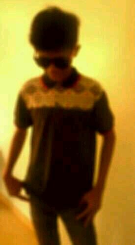 Internet geek. Proud student. Zombie nerd. Music expert. Falls down a lot.