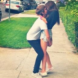 Aqui encontraras hechos y noticias de la mejor pareja del momento {Owner @feerbswag  ; co-owner @smiIetomlinson}