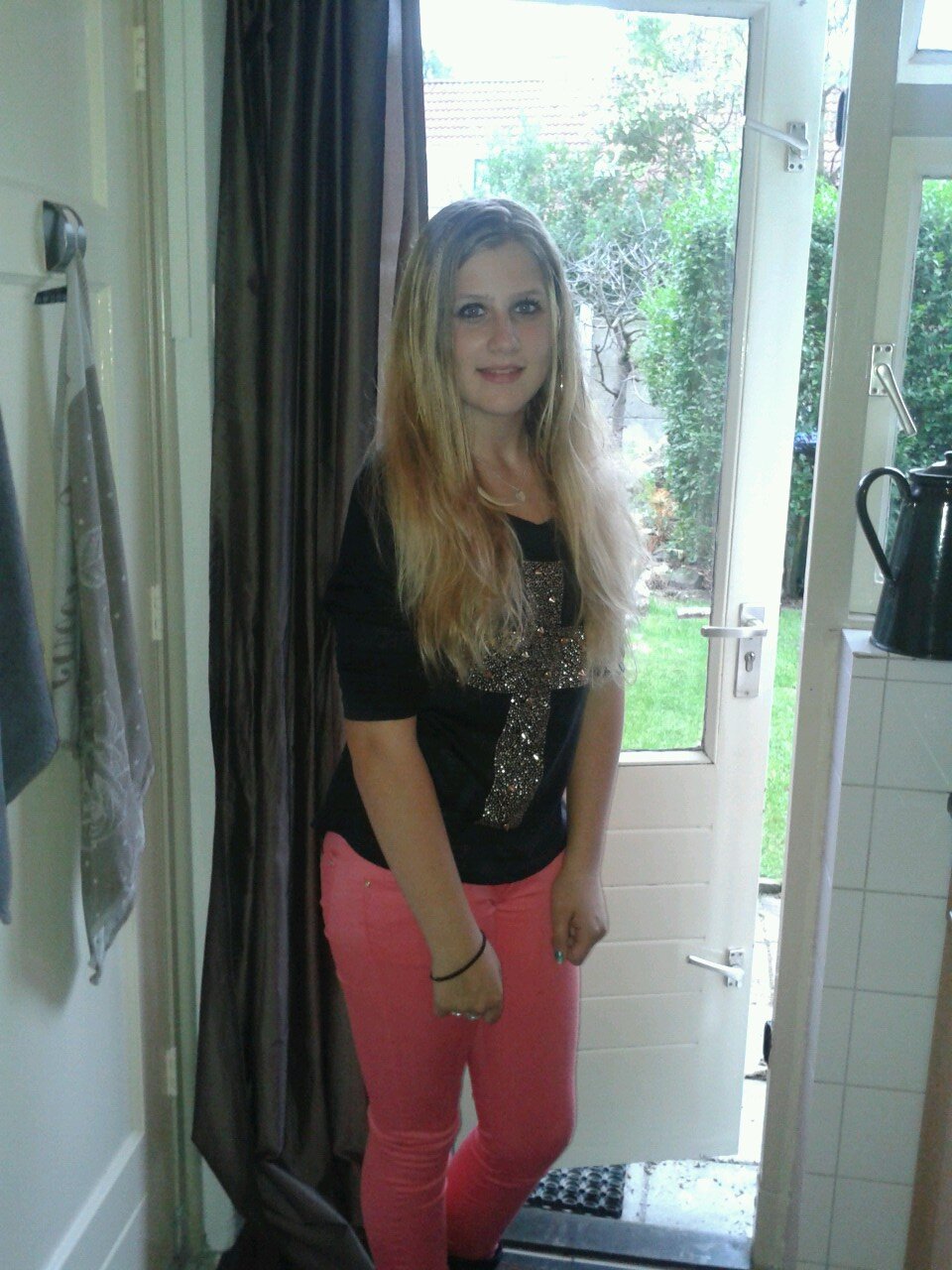 ik hou van je allerliefste zusje kus je zus. / mama's hartje ♥ / 16 years