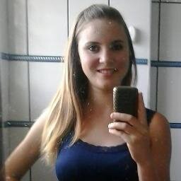 Não cruze os braços diante de uma dificuldade, pois o maior homem do mundo morreu de braços abertos!