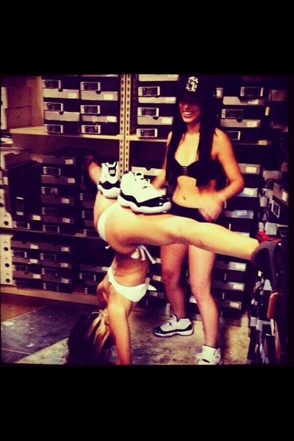  BASED|#BITCHMOB