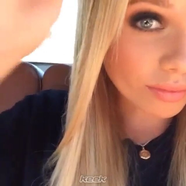 AlliSimpsWAU's profile picture. Sup? I'm Alli Simpson||Vampire||19||Single||