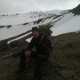 Родился на Северном Кавказе,в Кисловодске.Живу в Москве.Работаю в магазине Кант.В прошлом-спецназовец.Горный гид(Эльбрус).Альпинист,скалолаз.Люблю читать.