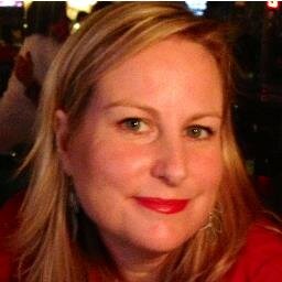 Senior IT Recruiter, avid reader, wine lover, interested in a healthy mind and body