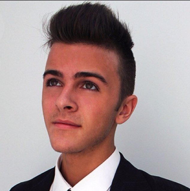 JimmyAWGpunker's profile picture. Gamer,wwe fan,skater, drummer,youtube addicted,inspired by bands #adamgontiersupporter #punker #edgehead #graves #AWG #teamAJlee #paige #rockmusic #3DG