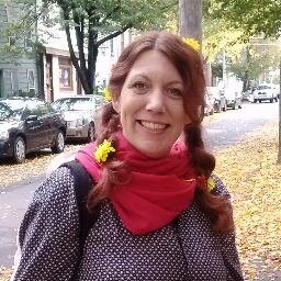 Artist. On FB: http://t.co/LXYxbs2gCo and my gallery: https://t.co/9cLTYwjBdz ... I draw, paint, paper mache, crochet, and so much MORE
