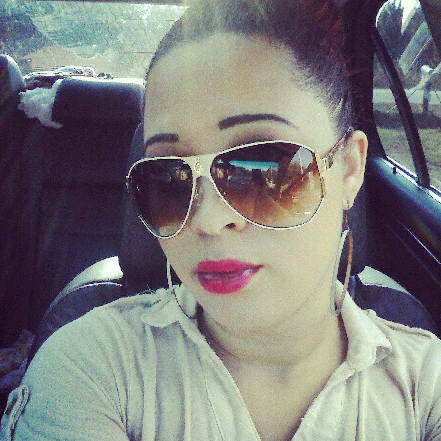 So fly follow me and find out why #TeamPretty #TeamVirgo #TeamGoGetta