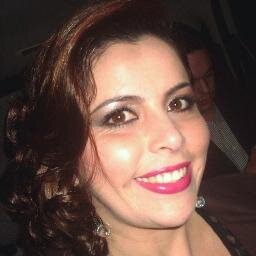 A busca pela perfeição é o defeito do amor perfeito.