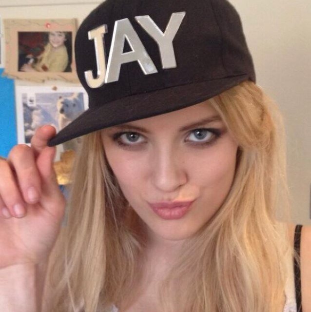 WallisDayFan's profile picture. This is a fan account for the amazing @wallisday ! She is wonderful and amazing!.!.