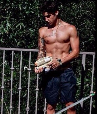 Jai is fab. Bye. Follow my main acc @BeauJan0skians