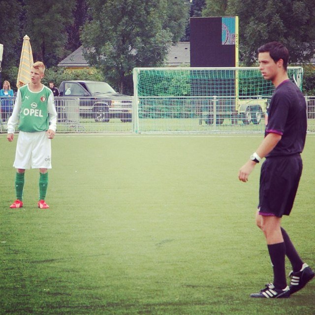 22 jaar, Young Professional bij DPA. Afgestudeerd: Academie voor Lichamelijke Opvoeding aan de HAN, Scheidsrechter KNVB Zaterdag Groep D