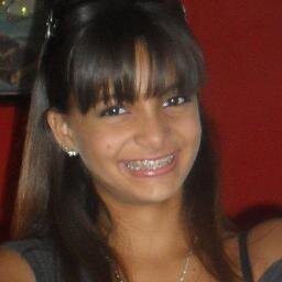 Ainda que cada nota tenha seu tom,somente juntas fazem uma música. Carioca  *-*