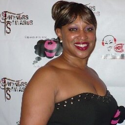 Radio Personality for WHCR 90.3 fm NYC. Conscious Vibes Tuesdays 5-6 pm; streaming live on http://t.co/jD20psInTz. R&B, House, Reggae, Neo-Soul, and Hip-Hop.