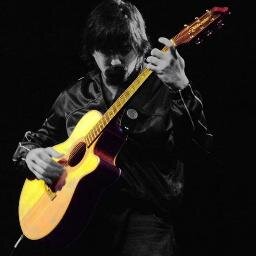 FrankyBustos's profile picture. Guitarrista y Compositor de PROFESIÓN SIMILAR