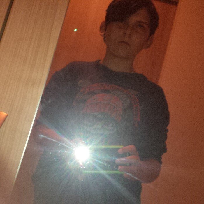 minecraft is my fav game xbox edition Follow me and ill follow u, add me on xbox x WhooCares x